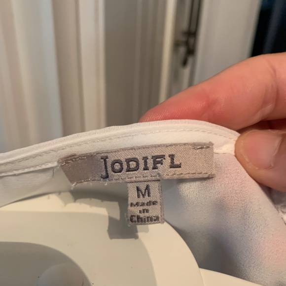 Jodifl lace arm a line‎ tunic. Worn twice. Very good condition - Picture 3 of 6